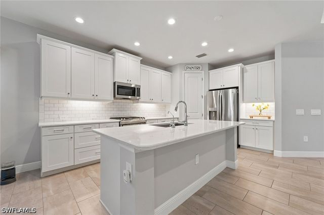 4056 PEGASUS WAY, Naples, FL 34120