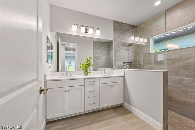 4056 PEGASUS WAY, Naples, FL 34120