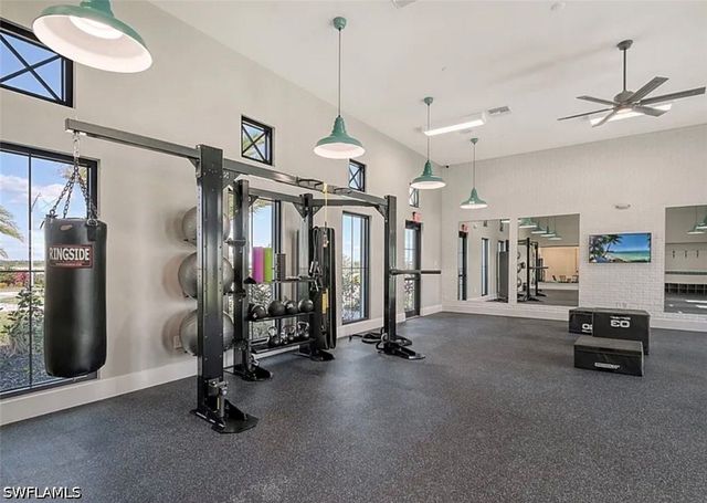4056 PEGASUS WAY, Naples, FL 34120