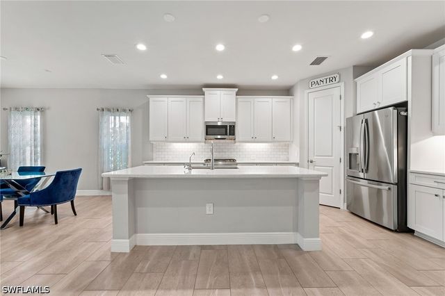 4056 PEGASUS WAY, Naples, FL 34120