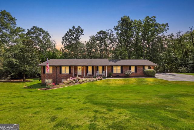 155 Valley Road, Toccoa, GA 30577