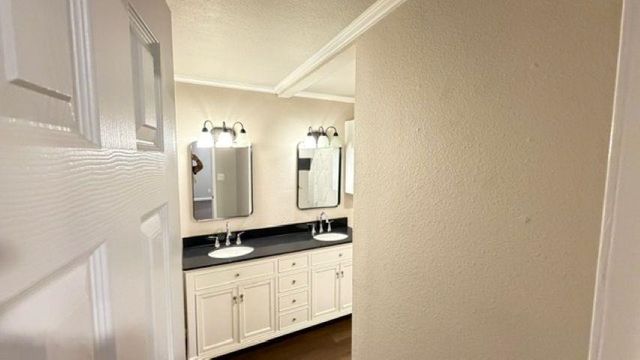 2013 E Warwick Circle, Longview, TX 75601