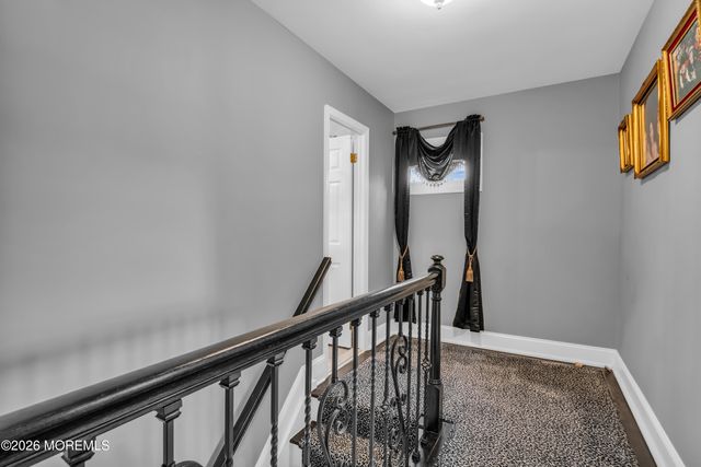 6 Tall Oaks Drive, Hazlet, NJ 07730