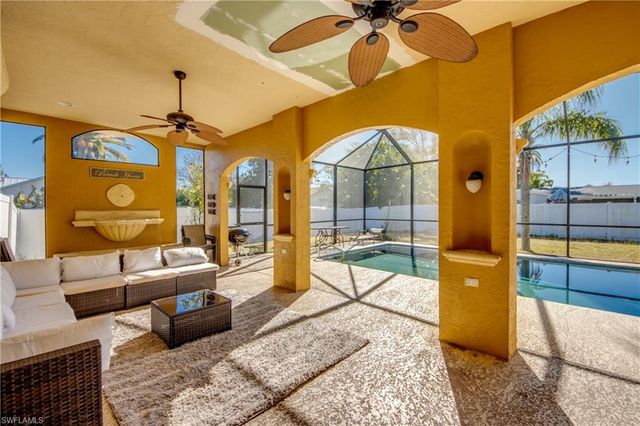 1142 SE 19th TER, Cape Coral, FL 33990