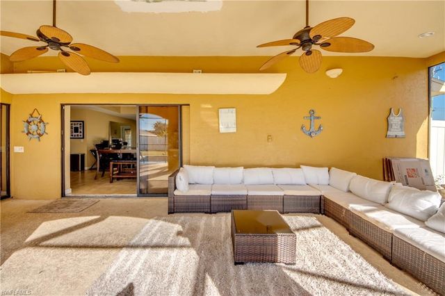 1142 SE 19th TER, Cape Coral, FL 33990