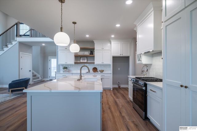 16619 Abigail Street, Bennington, NE 68007