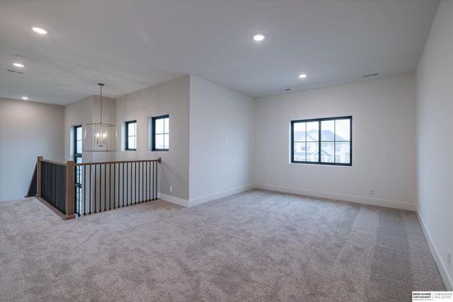 16619 Abigail Street, Bennington, NE 68007