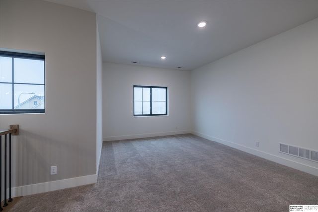 16619 Abigail Street, Bennington, NE 68007