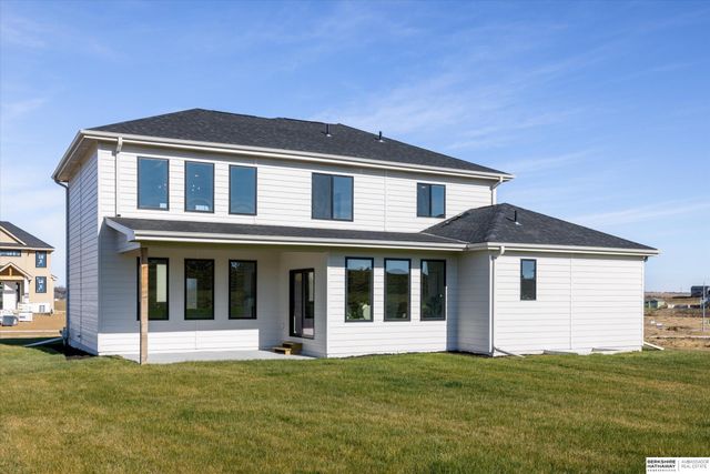 16619 Abigail Street, Bennington, NE 68007