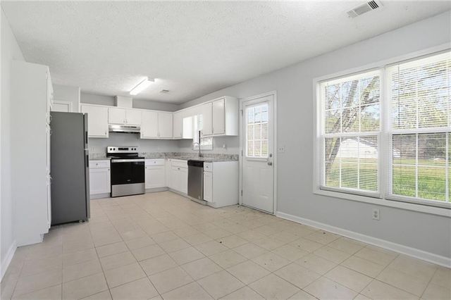 30 Oak Wood Lane, Covington, GA 30016