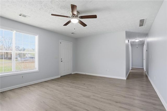 30 Oak Wood Lane, Covington, GA 30016