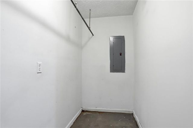 30 Oak Wood Lane, Covington, GA 30016