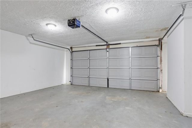 30 Oak Wood Lane, Covington, GA 30016