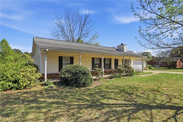 30 Oak Wood Lane, Covington, GA 30016