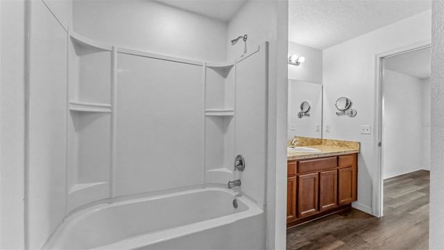800 WOODLARK DRIVE, Haines City, FL 33844