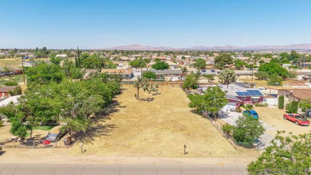 0 Vine ST 6, Hesperia, CA 92345