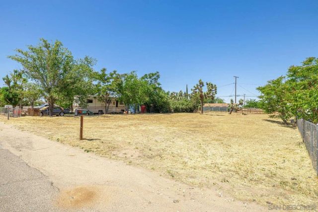 0 Vine ST 6, Hesperia, CA 92345