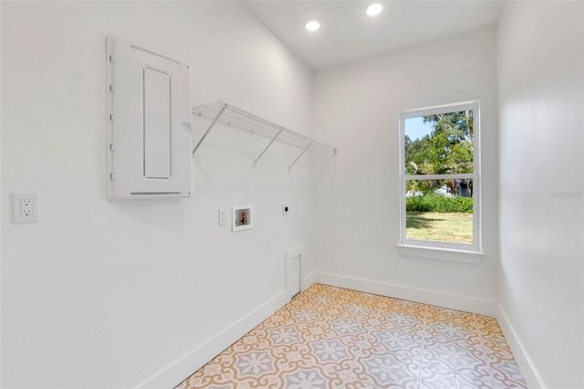 16171 NW 243RD WAY, High Springs, FL 32643