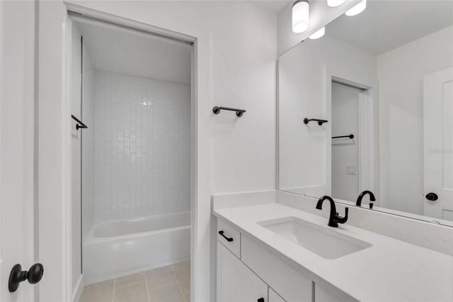 16171 NW 243RD WAY, High Springs, FL 32643