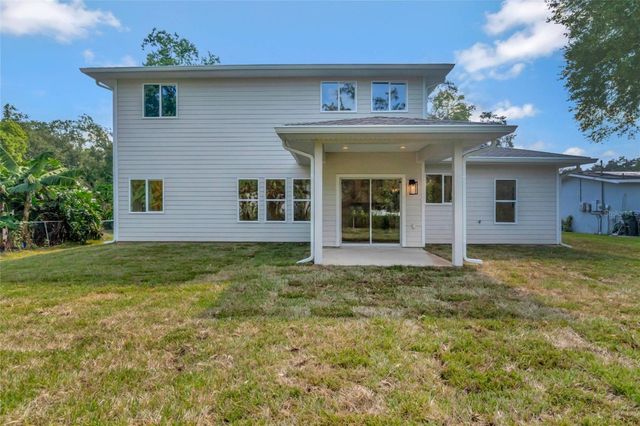 16171 NW 243RD WAY, High Springs, FL 32643