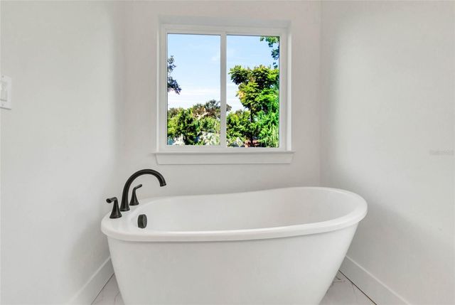 16171 NW 243RD WAY, High Springs, FL 32643