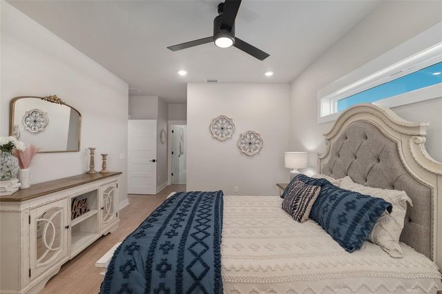 16171 NW 243RD WAY, High Springs, FL 32643