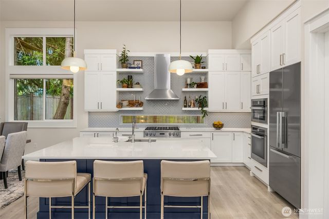 139 Duane Lane NW, Bainbridge Island, WA 98110