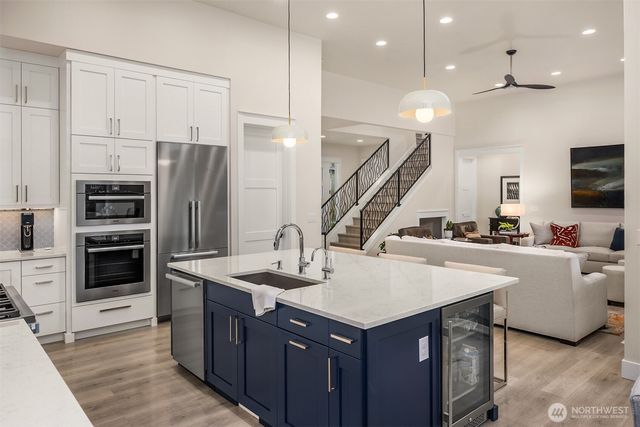 139 Duane Lane NW, Bainbridge Island, WA 98110