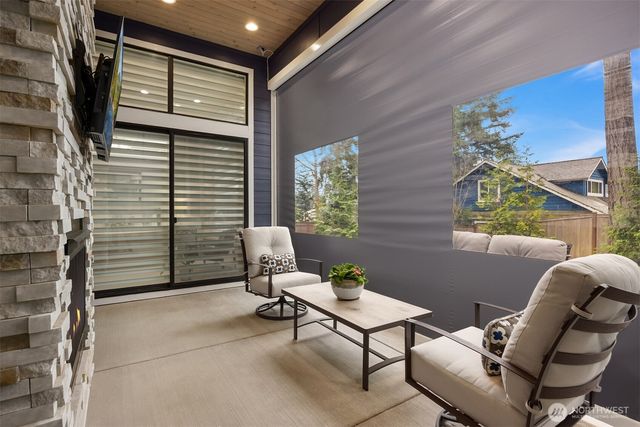 139 Duane Lane NW, Bainbridge Island, WA 98110