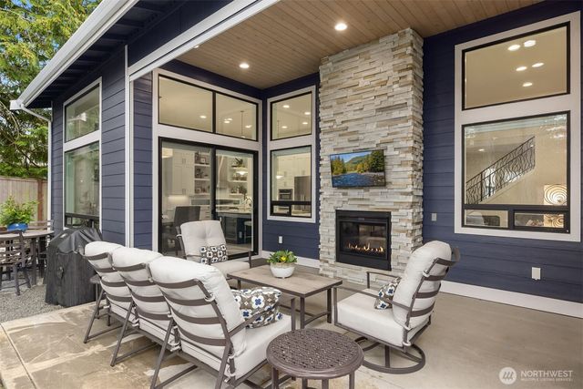 139 Duane Lane NW, Bainbridge Island, WA 98110