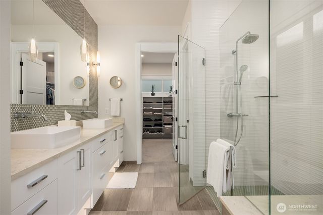 139 Duane Lane NW, Bainbridge Island, WA 98110