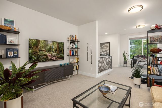 139 Duane Lane NW, Bainbridge Island, WA 98110