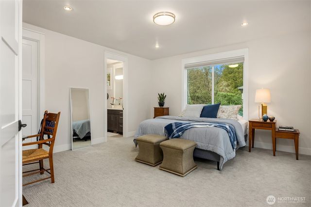 139 Duane Lane NW, Bainbridge Island, WA 98110