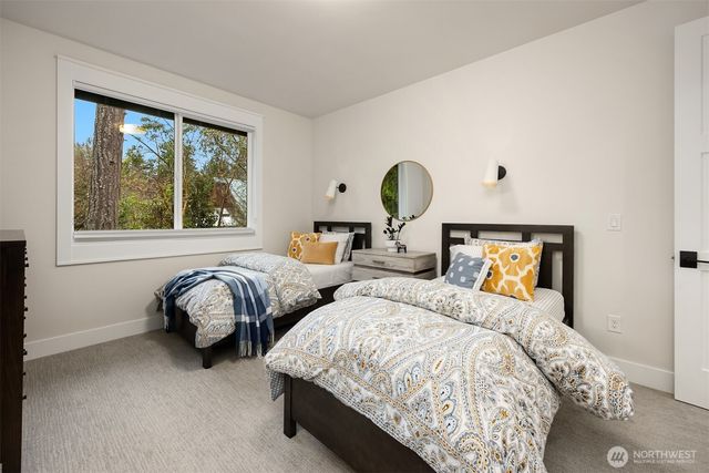 139 Duane Lane NW, Bainbridge Island, WA 98110