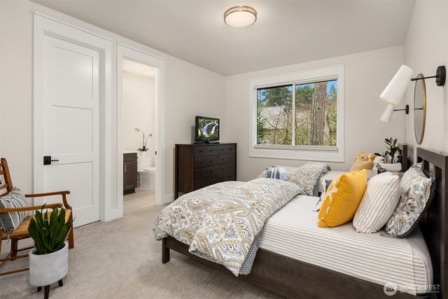 139 Duane Lane NW, Bainbridge Island, WA 98110