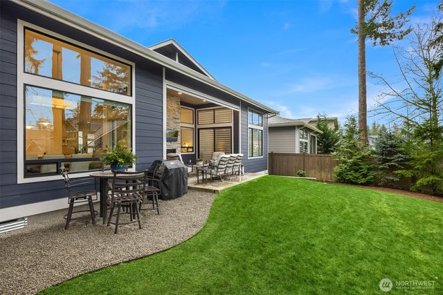 139 Duane Lane NW, Bainbridge Island, WA 98110