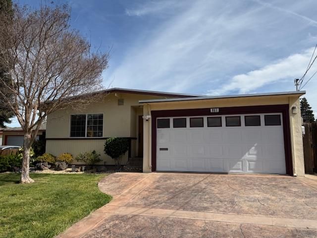 863 Meadow Avenue, Pinole, CA 94564