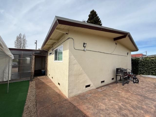 863 Meadow Avenue, Pinole, CA 94564