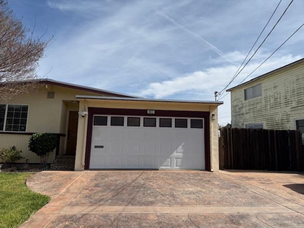 863 Meadow Avenue, Pinole, CA 94564