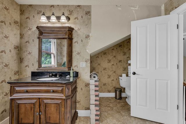 160 Eagles Bluff Cir, Spencer, TN 38585