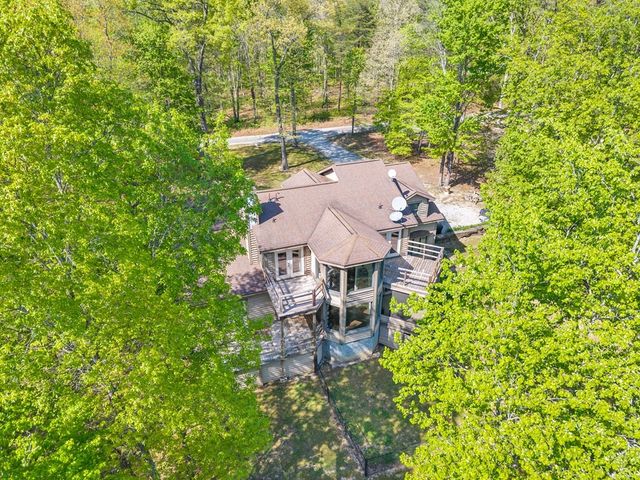 160 Eagles Bluff Cir, Spencer, TN 38585