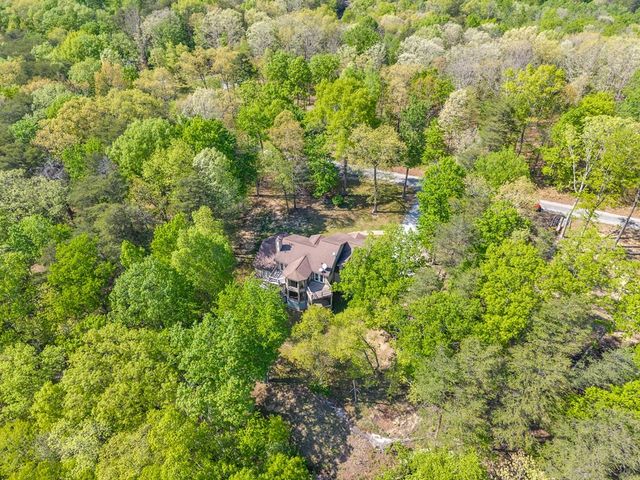 160 Eagles Bluff Cir, Spencer, TN 38585
