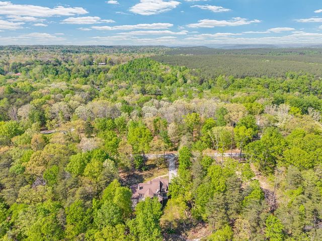 160 Eagles Bluff Cir, Spencer, TN 38585