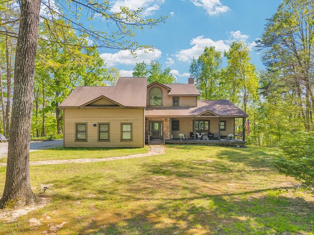 160 Eagles Bluff Cir, Spencer, TN 38585