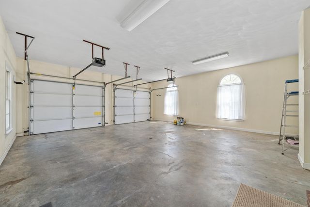475 Wentworth LN, Daleville, VA 24083