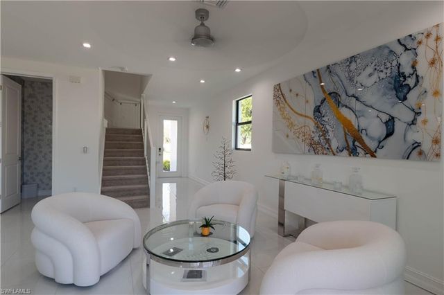 7510 Rockefeller DR, Naples, FL 34119