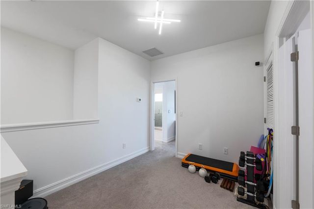 7510 Rockefeller DR, Naples, FL 34119