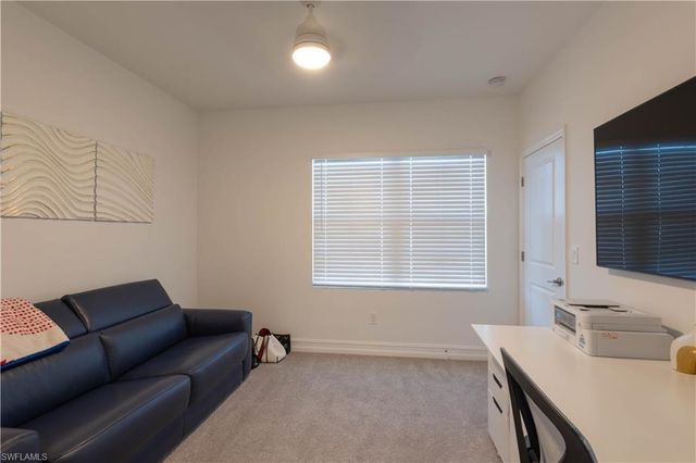 7510 Rockefeller DR, Naples, FL 34119