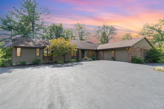 738 Wards Corner Road, Miami Twp, OH 45140