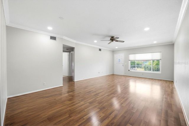 2381 ECUADORIAN WAY 45, Clearwater, FL 33763